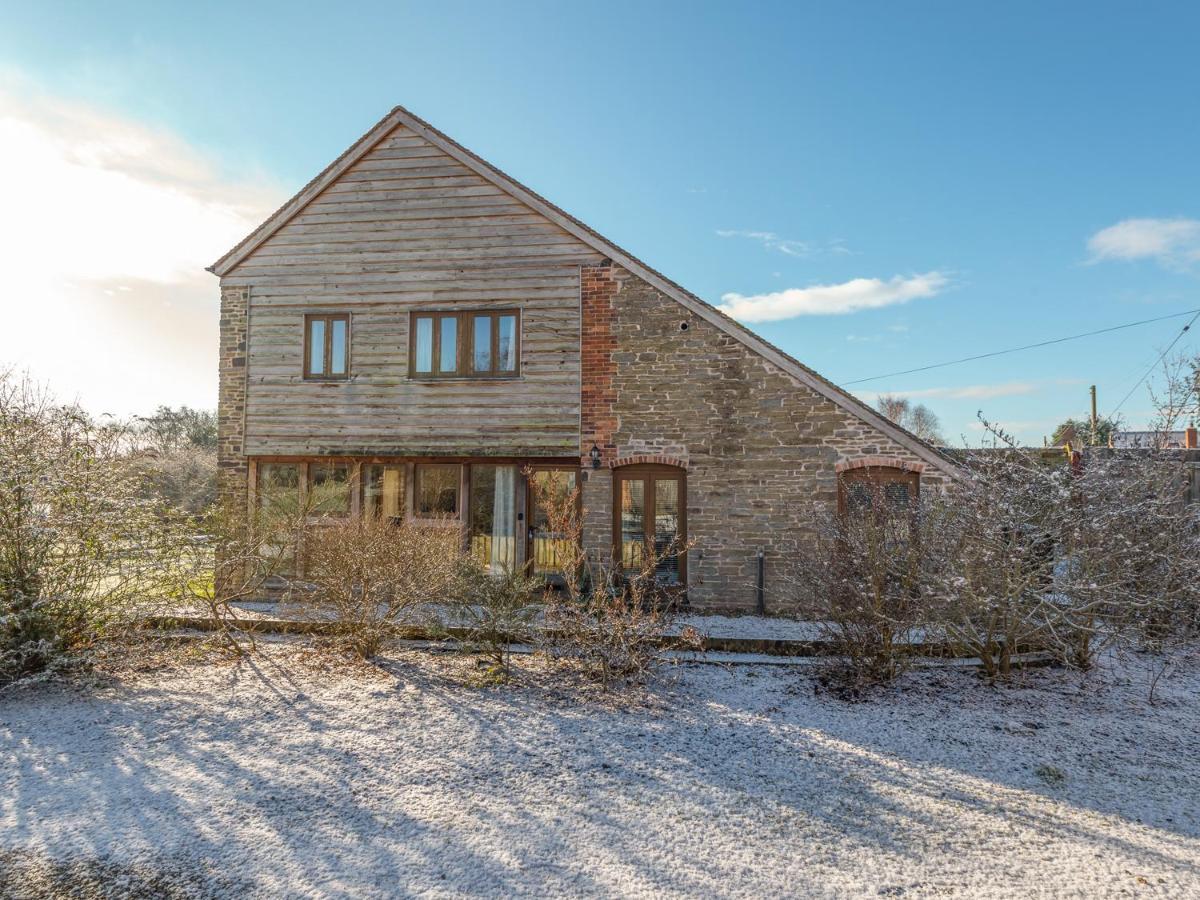 Glebe Barn Villa Caynham Exteriör bild