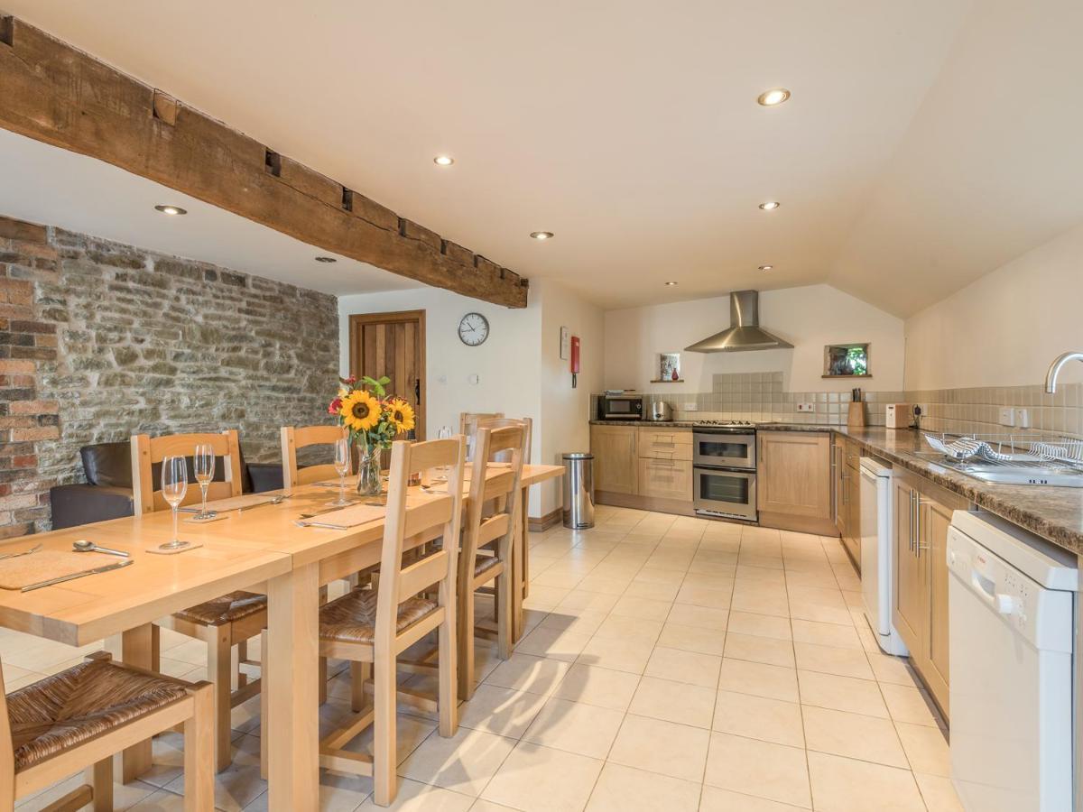Glebe Barn Villa Caynham Exteriör bild
